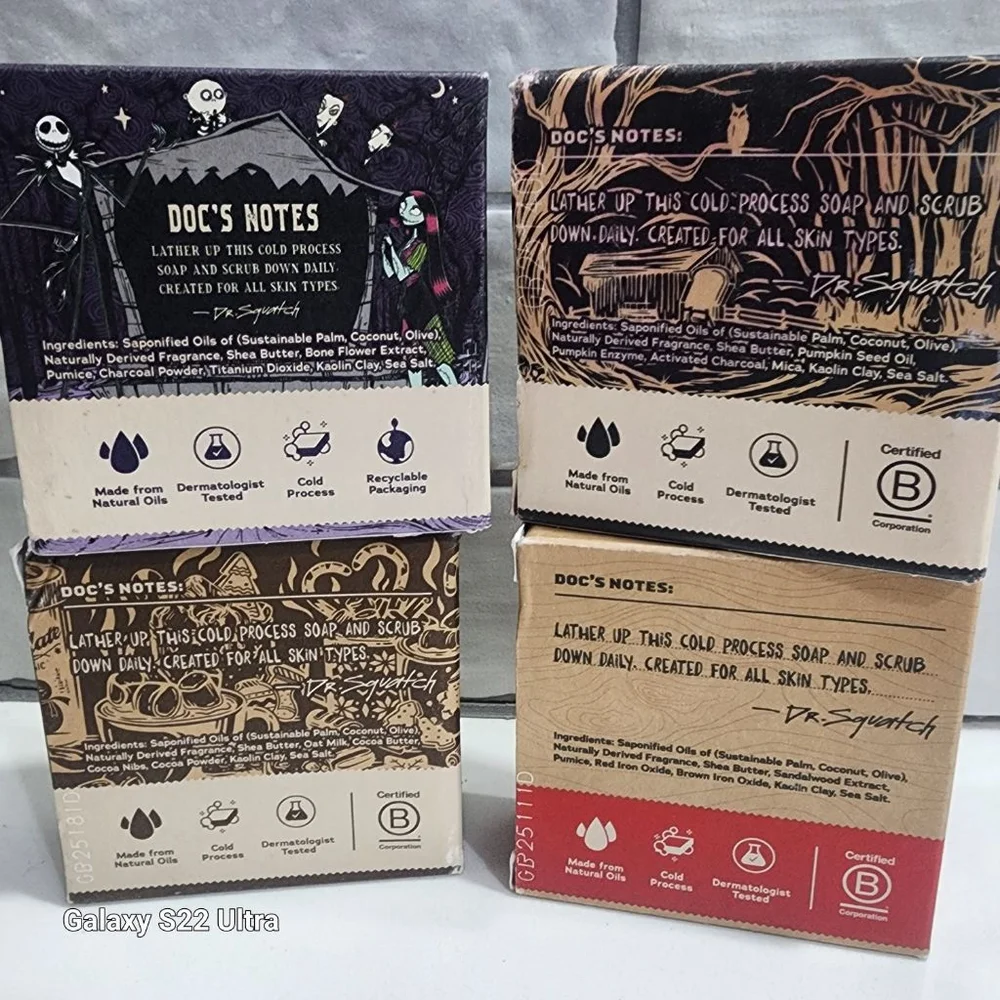 Men's Dr. Squatch Soap. 4 Bars